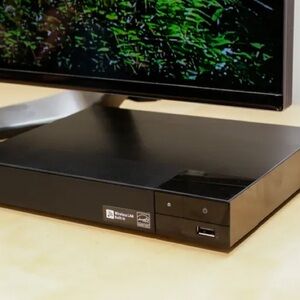 NEW SONY Black 4K UHD DVD Blu Ray Disc Player Wi-Fi Streaming Remote Control